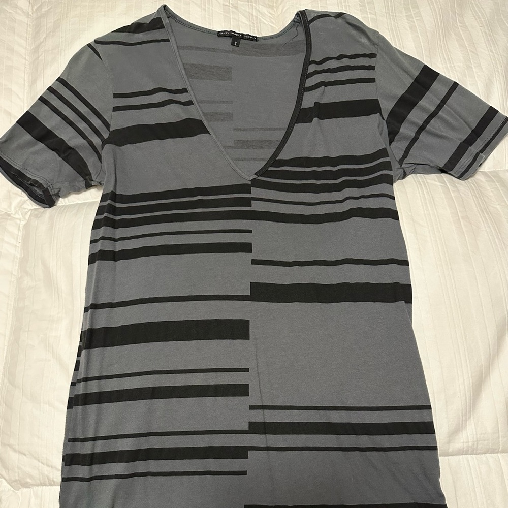 Truly Madly Deeply Black and Gray Shirt Small